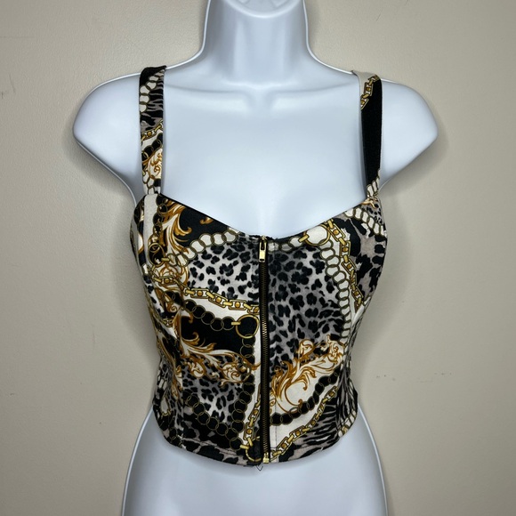 Zip front chainmail crop tank. Size large. - Picture 2 of 8